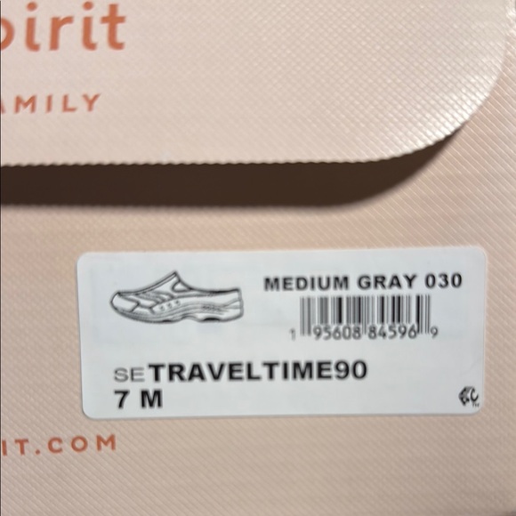 Easy Spirit Gray NIB Slip-Ons with Cushioned Footbed - Picture 7 of 7